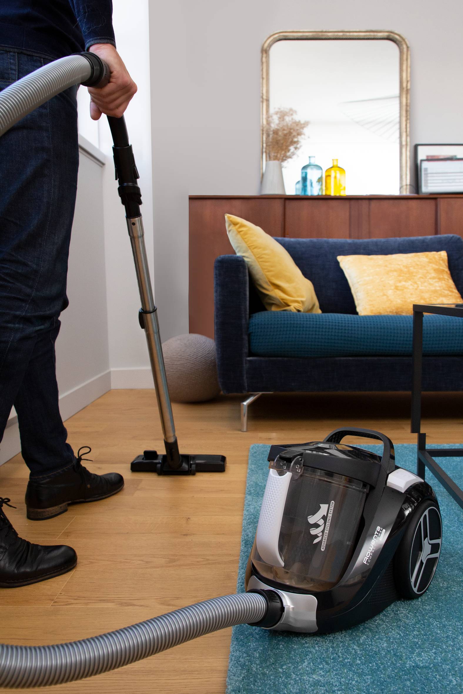 Compact Power XXL Staubsauger ohne Beutel RO4825